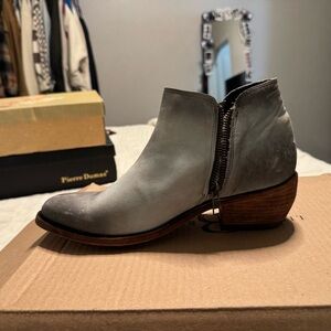 Gray/Blue Ankle Boots